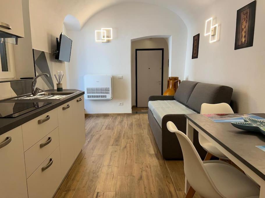 La Conchiglia Apartman Ceriale Kültér fotó