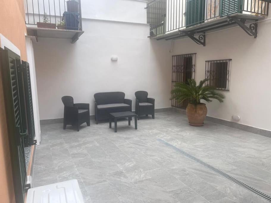 La Conchiglia Apartman Ceriale Kültér fotó